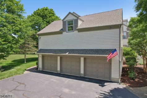14 N Stone Hedge Drive Bernards NJ 07920