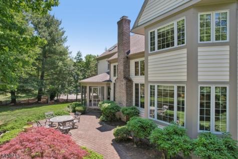14 N Stone Hedge Drive Bernards NJ 07920