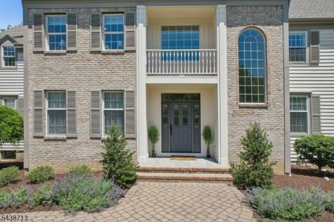 14 N Stone Hedge Drive Bernards NJ 07920