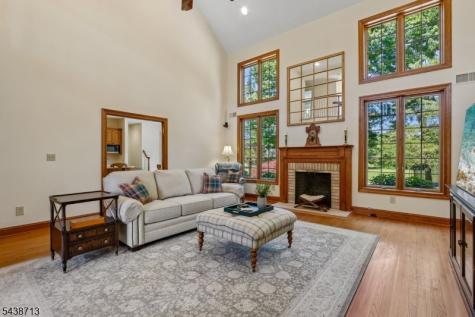 14 N Stone Hedge Drive Bernards NJ 07920