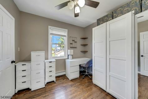 633 Lake Avenue Lyndhurst NJ 07071