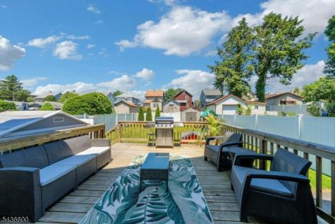 633 Lake Avenue Lyndhurst NJ 07071