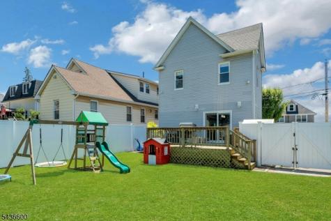 633 Lake Avenue Lyndhurst NJ 07071