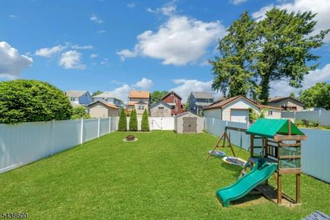 633 Lake Avenue Lyndhurst NJ 07071