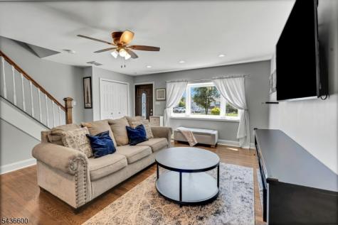 633 Lake Avenue Lyndhurst NJ 07071