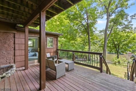 904 E End Road Stillwater NJ 07860