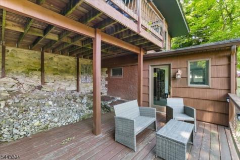 904 E End Road Stillwater NJ 07860
