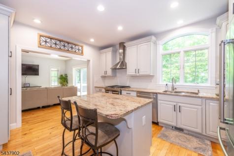 298 Emerson Lane Berkeley Heights NJ 07922