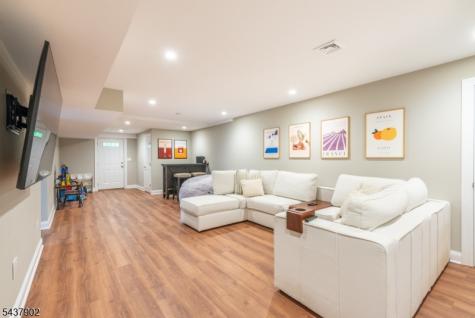298 Emerson Lane Berkeley Heights NJ 07922