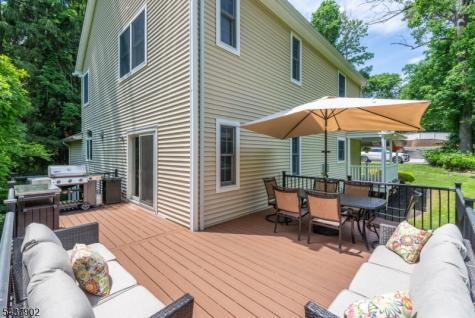 298 Emerson Lane Berkeley Heights NJ 07922