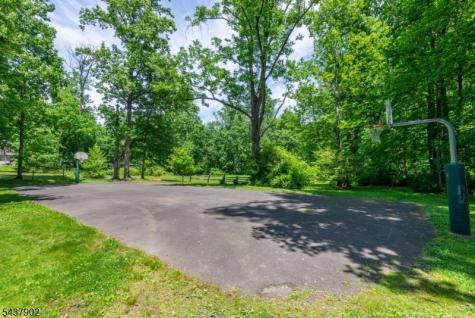298 Emerson Lane Berkeley Heights NJ 07922
