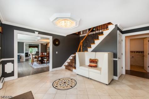 207 Eileen Drive Cedar Grove NJ 07009
