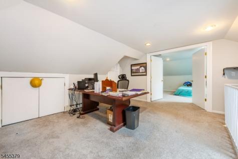 207 Eileen Drive Cedar Grove NJ 07009
