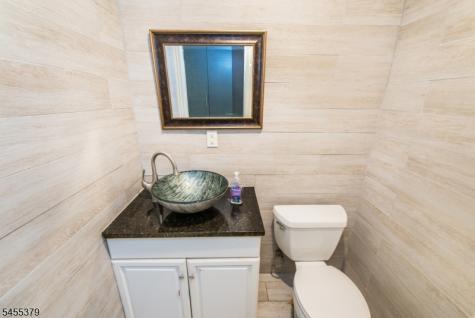 207 Eileen Drive Cedar Grove NJ 07009