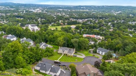 207 Eileen Drive Cedar Grove NJ 07009