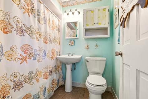 332 Riverside Avenue Lyndhurst NJ 07071