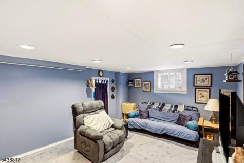 332 Riverside Avenue Lyndhurst NJ 07071
