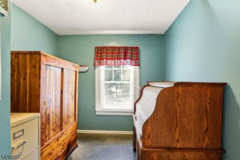 332 Riverside Avenue Lyndhurst NJ 07071