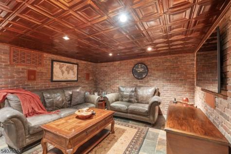 225 Hillside Avenue Nutley NJ 07110