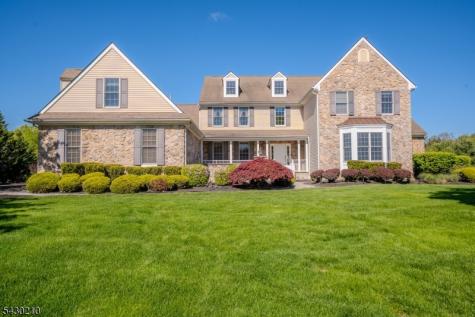 2 Linwood Drive Monroe NJ 08831