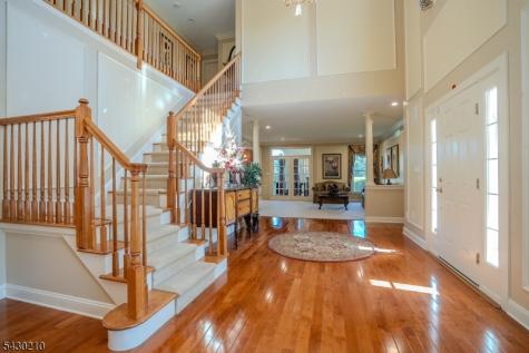 2 Linwood Drive Monroe NJ 08831