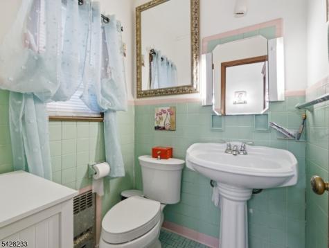 768 E 25th Street Paterson NJ 07504
