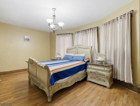 768 E 25th Street Paterson NJ 07504
