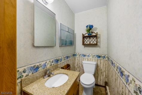 20 E Circuit Drive Roxbury NJ 07876