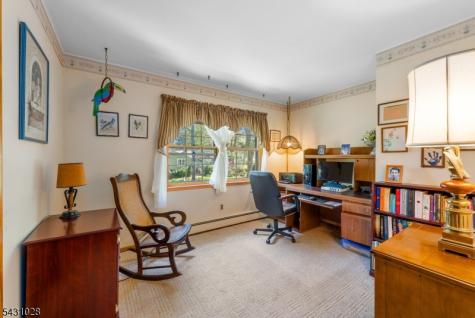20 E Circuit Drive Roxbury NJ 07876