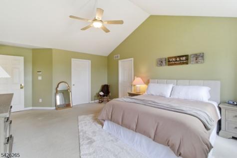 1803 Gary Road Greenwich NJ 08886