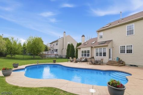 1803 Gary Road Greenwich NJ 08886
