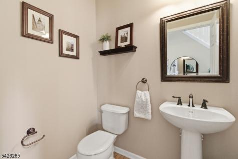 1803 Gary Road Greenwich NJ 08886