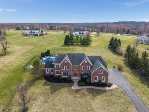 11 Baker Way Hopewell NJ 08534