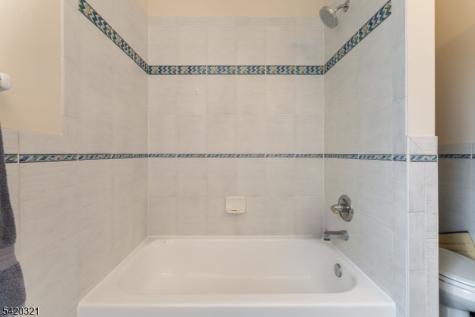 11 Baker Way Hopewell NJ 08534