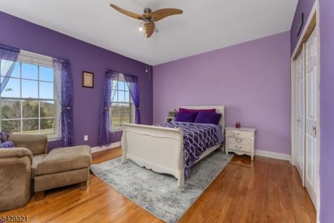11 Baker Way Hopewell NJ 08534