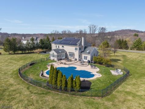 11 Baker Way Hopewell NJ 08534