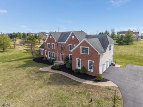 11 Baker Way Hopewell NJ 08534