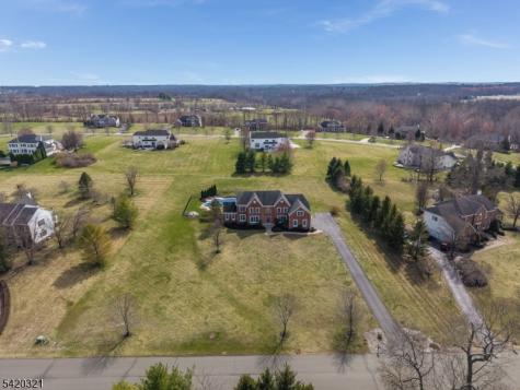 11 Baker Way Hopewell NJ 08534