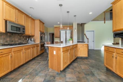 11 Baker Way Hopewell NJ 08534