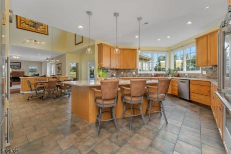 11 Baker Way Hopewell NJ 08534