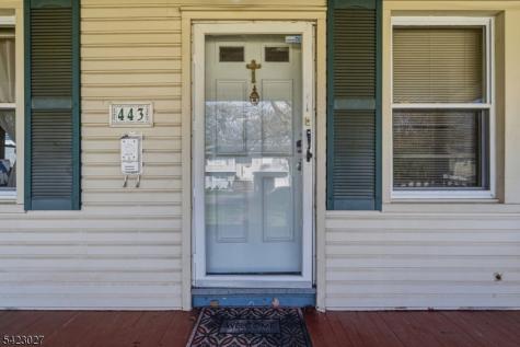 443 Wheatsheaf Road Roselle NJ 07203