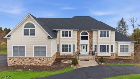 3 Cole Court Raritan NJ 08822