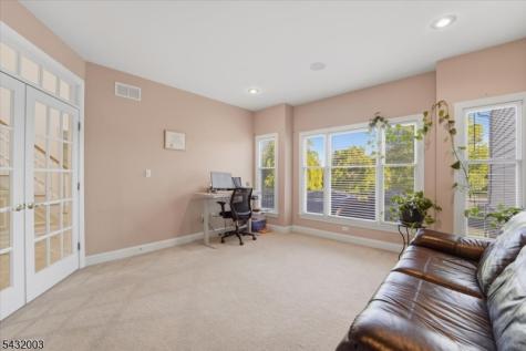 3 Cole Court Raritan NJ 08822