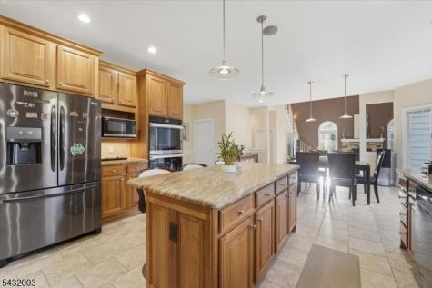 3 Cole Court Raritan NJ 08822