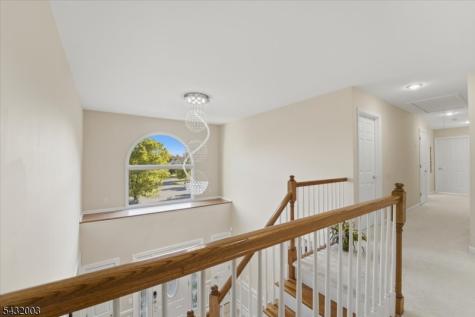 3 Cole Court Raritan NJ 08822