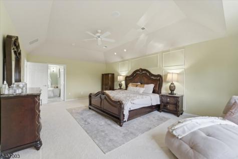 3 Cole Court Raritan NJ 08822