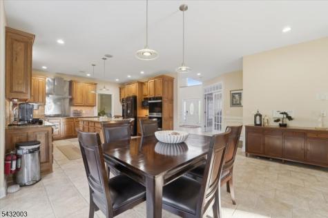 3 Cole Court Raritan NJ 08822