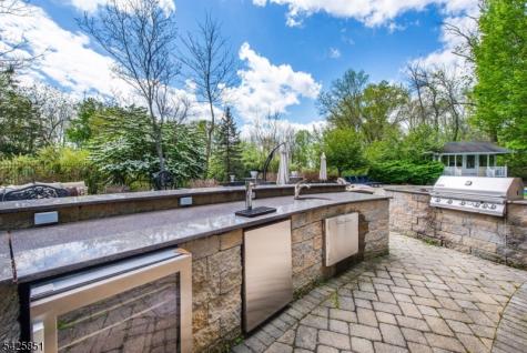 906 W End Drive Stillwater NJ 07860
