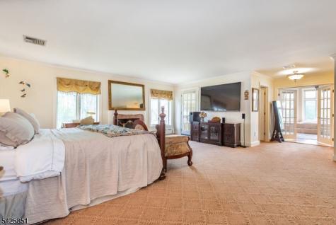 906 W End Drive Stillwater NJ 07860