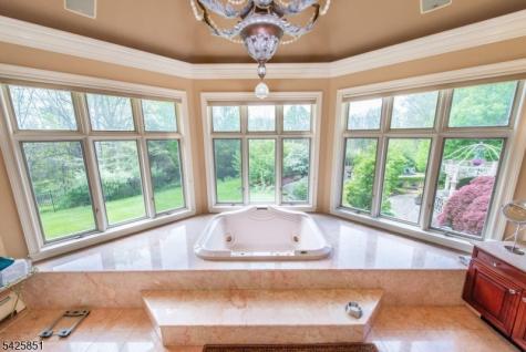 906 W End Drive Stillwater NJ 07860